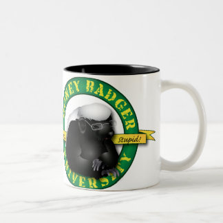 Bicolor Taza del tejón de miel