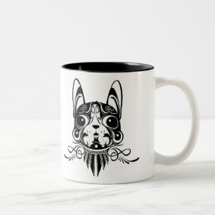 Bicolor taza del terrier de Boston del perro del perrito