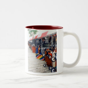 Bicolor Taza del Vagón del Orgullo de Cherry Grove