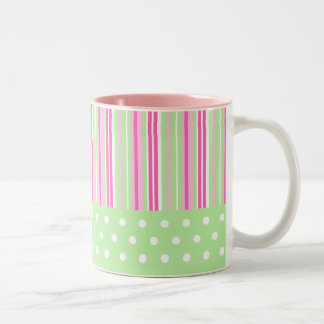 Bicolor Taza linda de las rayas y de los lunares