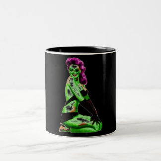 Bicolor Taza modela del zombi