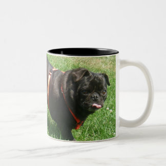Bicolor taza negra del barro amasado