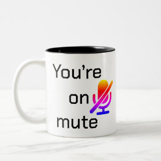 Bicolor Taza para introvertido sarcástico 'Estás silenciad