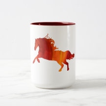 Taza roja del Dos-Tono del caballo