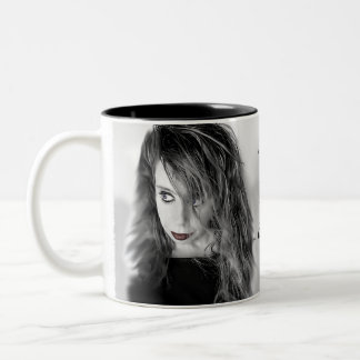 Bicolor Taza Sasha George World