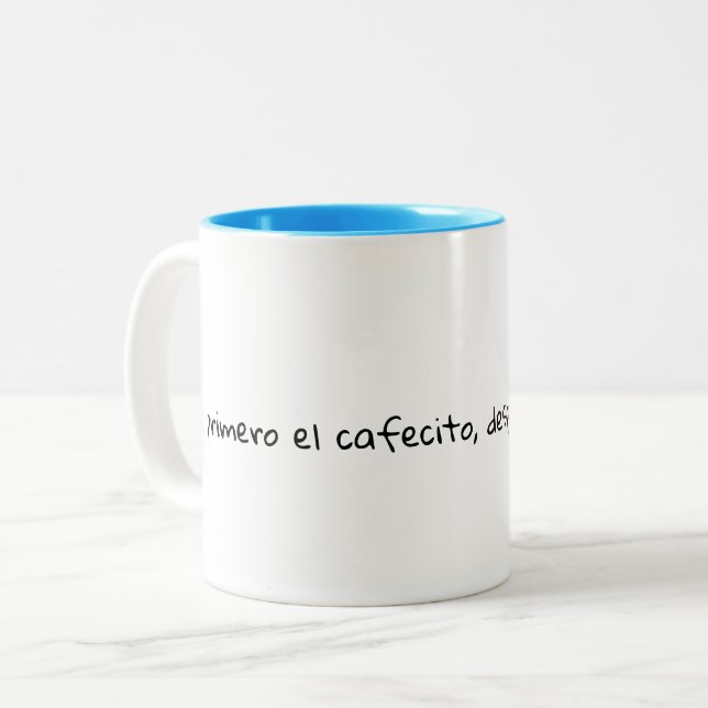 Bicolor Taza Verso Español Mono (Anverso izquierdo)