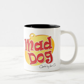 Bicolor Una taza enojada de Doggin
