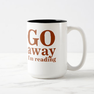 Bicolor VOY lejos estoy leyendo la taza