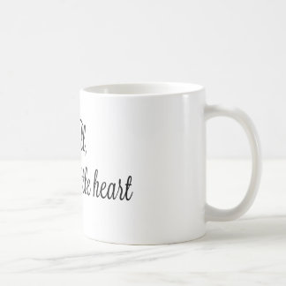 Bien, bendiga su poca taza del corazón 11OZ