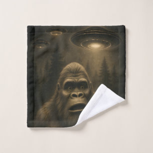 Bigfoot Sasquatch Alien UFO Funny