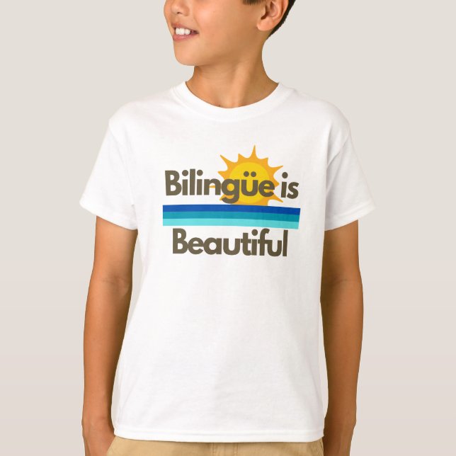 Bilingue es una bonita camiseta para niños (Anverso)