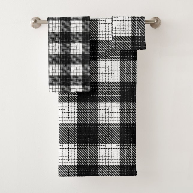 Black and White Bold Checkered Plaid Design  (Subido por el creador)