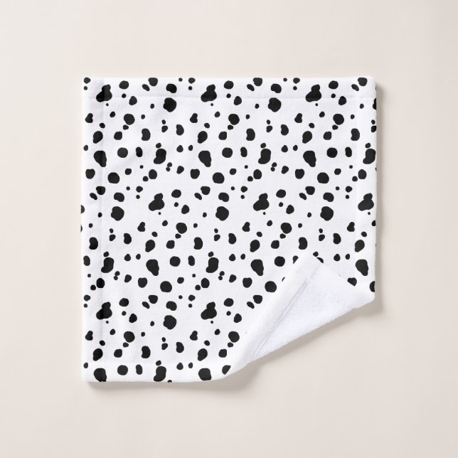 Black and White Modern Dalmatian Spots (Toallita)
