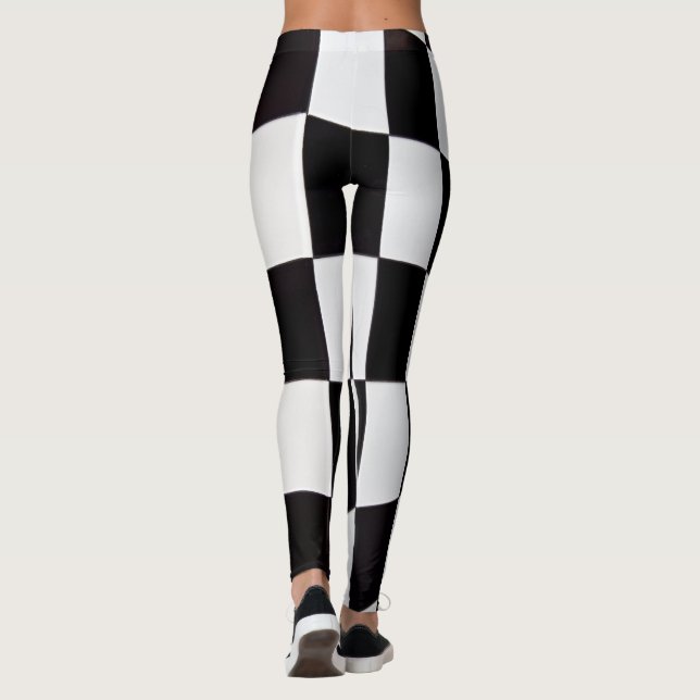 Black and White Squares Pattern Leggings – Classic (Reverso)