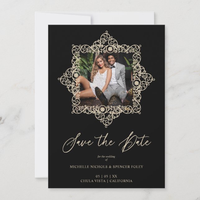 Black Chic Flourish Ornament Lace Effect Photo (Anverso)