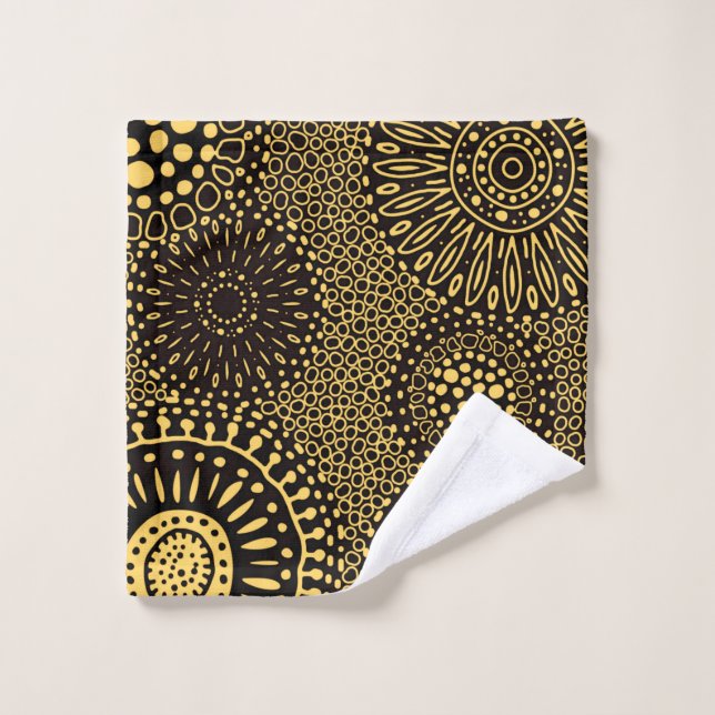 Black Gold Ethnic Floral Pattern Wash Cloth (Toallita)