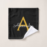 Black Gold Modern Script Girly Monograma Nombre<br><div class="desc">Planificador de monograma de escritura simple en negro y oro con nombre de bloc de notas en espiral. Esto hace que el dulce perfecto cumpleaños 16, boda, ducha de novia, aniversario, ducha de bebé o fiesta de soltera sea regalo para alguien que ama el lujo glam y los estilos de...</div>
