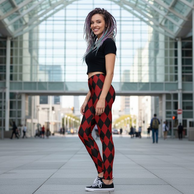 Black & Red Harlequin Pattern Leggings (Subido por el creador)