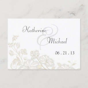 Blanco de RSVP en elegante floral blanco