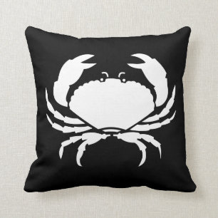 BLANCO del CANGREJO en la almohada NEGRA
