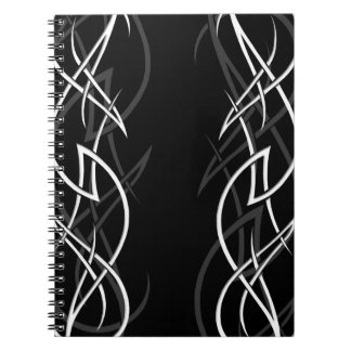 Blanco en el cuaderno negro de la "elegancia"