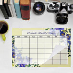 Bloc De Hojas Planner mensual personalizado floral azul y amaril<br><div class="desc">Planner de mes con flores azules y amarillas Personalizado Manténgase al tanto de fechas y eventos importantes Personaliza tu espacio de trabajo Estancia organizada Añadir un toque personal a tu escritorio</div>