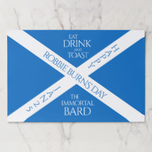 Robbie con bebida y tostada quema la bandera escoc