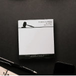 Bloc De Notas Abogados de maricas negras y blancas en la ley<br><div class="desc">Tablero elegante para un bufete de abogados en blanco y negro con la silueta de un tipo de letra gavel y elegante. Un aviso minimalista limpio para un abogado,  abogado,  juez o similar.</div>