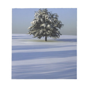 Bloc De Notas Árbol en paisaje nevado
