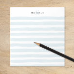 Bloc De Notas Bandas de color de agua azul Nombre del profesor M<br><div class="desc">Nota personalizada con un personalizado monograma inicial y encabezado de nombre sobre un fondo de banda de color azul claro. Perfecto para regalos de profesores o papelería personal para su oficina en casa! Utilice las herramientas de diseño para cambiar los tipos de letra y los colores del texto o para...</div>