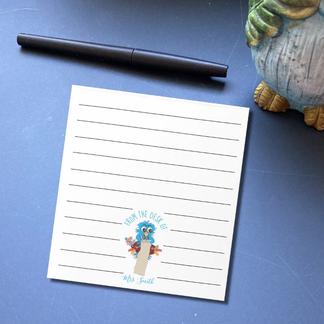 Bloc De Notas Blue Owl Teacher Lined Notepad (Notepad on a desk)