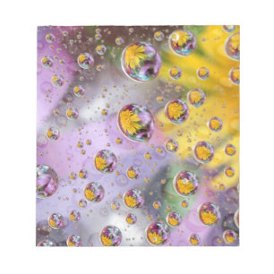 Bloc De Notas Burbujas abstractas con flores. Créditos: Nancy