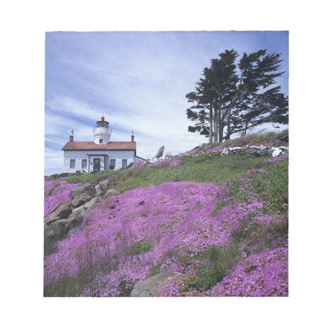 Bloc De Notas CA, Crescent City, faro de Battery Point con (Frente)