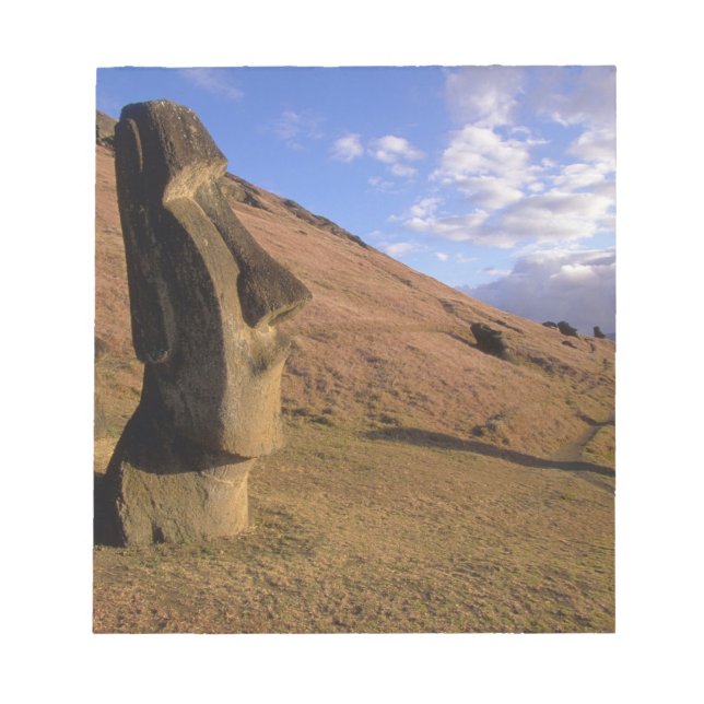 Bloc De Notas Chile, Isla de Pascua. Ladera con Moai (Frente)