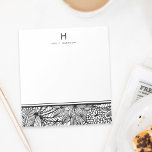 Bloc De Notas Coloca tu propio | Monograma negro y blanco tropic<br><div class="desc">¡Dese un colorido terapéutico en adultos con nuestra audaz almohadilla de memo en blanco y negro! La cómoda almohadilla para el rayado es perfecta para mantenerse en su escritorio cuando necesite tomar notas Y sentir la necesidad de garabatear un poco. El diseño presenta una moda, un intrincado diseño floral tropical...</div>
