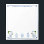 Bloc De Notas Color De Agua Azul Y Blanco Chinoiserie Personaliz<br><div class="desc">Nota elegante que puede personalizar con su propio texto incluyendo un nombre. El diseño incluye un borde de esquina de la llave griega con imágenes de jarrón de jengibre en color agua. Estas jarras de jengibre fueron pintadas a mano originalmente por mí antes de ser escaneadas en forma digital (las...</div>