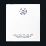 Bloc de notas con logotipo profesional de personal<br><div class="desc">Elevar su imagen profesional con nuestro logotipo de personalizable con carteles de marca. El diseño presenta un elegante emblema del logo en la parte superior, acompañado de nombre, título e información de la compañía en la tipografía clásica azul marino sobre un fondo blanco limpio. Este versátil bloc de notas es...</div>