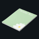 Bloc De Notas Cute daisy flower design personalized green floral<br><div class="desc">Cute daisy flower personalized name green floral notepads for home,  school,  wedding or office. Classy school and office supplies with personalized name or monogram. Personalizable blank writing paper notepads. Unique gift idea for teachers,  co-worker,  employee,  boss,  women,  girls etc.</div>