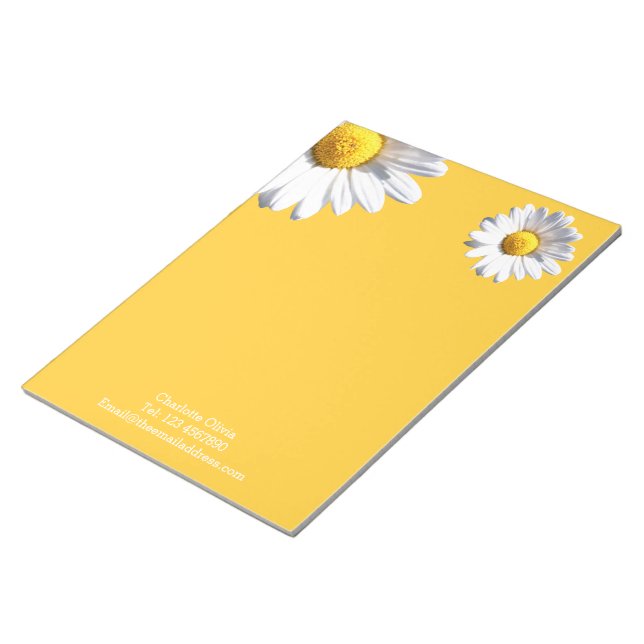 Bloc De Notas Daisies Sobre El Fondo Amarillo Personalizado (Lado Derecho)