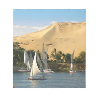 Egipto, Asuán, río Nilo, veleros Felucca, 2