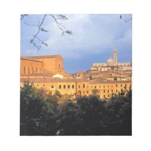 Bloc De Notas El pueblo toscano de Sienna, Italia.
