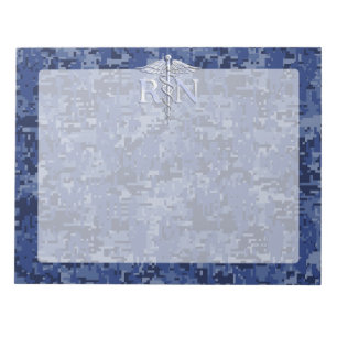 Bloc De Notas Enfermera inscrita RN Silver Caduceus en Navy Camo