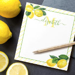 Bloc De Notas Estriberas acuáticas de limones rústicos monográfi<br><div class="desc">Fresca tu lista de cosas para hacer con este hermoso, moda, sencillo, moderno, personalizado nombre de monograma. Lemones de acuarela y hojas verdes, frescos y rústicos, junto con la tipografía de escritura manuscrita verde pasto, superponen las pinstripes amarillas en un fondo blanco. Personaliza con tu nombre y monograma inicial. Hace...</div>