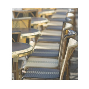 Bloc De Notas Europa, Francia, París, Beaubourg: Mesas de café /