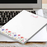 Bloc De Notas Floral de flores silvestres coloridas personalizad<br><div class="desc">Bonito con el colorido borde de flores silvestres para personalizar con tu nombre. Este delicado y femenino diseño floral acuático tiene un borde de flores silvestres con tipografía escrita a mano. Por favor,  navegue por mi Colección de Flores Silvestres del Día de la Madre para coordinar tarjetas y regalos.</div>
