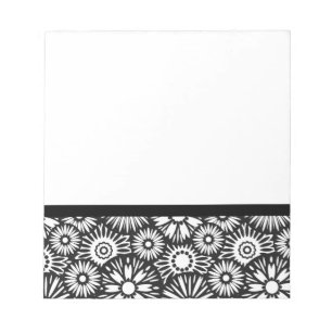 Bloc de notas florales en blanco y negro