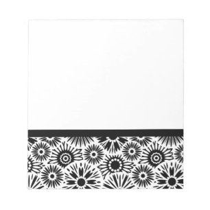 Bloc de notas florales en blanco y negro