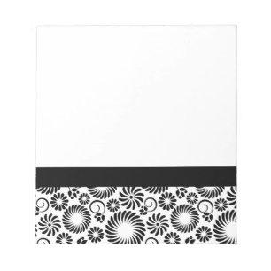 Bloc de notas florales en blanco y negro