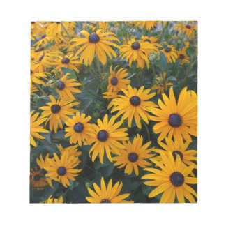 Bloc De Notas Flores de jardín de margarita amarilla.