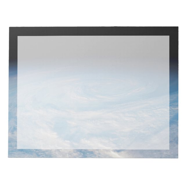 Bloc De Notas Formación de nubes circulares sobre el Océano Pací (Frente)